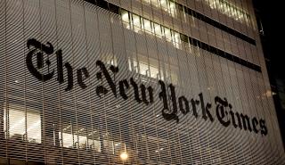 FT: Η CEO των New York Times προειδοποιεί ότι ο Τραμπ αναπτύσσει «εγχειρίδιο κατά του Τύπου» 