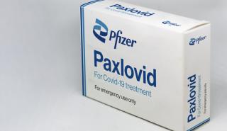 Pfizer: «Ενός εβδομάδων» η απόφαση για τη χρήση του χαπιού κατά του κορονοϊού στην ΕΕ