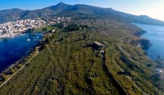 Ποιο είναι η «χακί» έκταση στην Αίγινα που «βγαίνει» προς αξιοποίηση