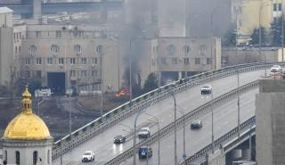 Αμερικανοί αξιωματούχοι στο Newsweek: Το Κίεβο μπορεί να πέσει εντός 96 ωρών