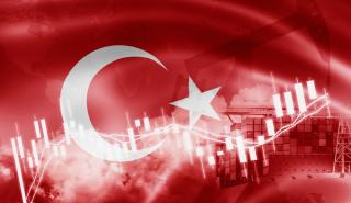 Ανησυχία» της Κομισιόν για τον νέο νόμο στην Τουρκία που προβλέπει φυλάκιση για «παραπληροφόρηση»