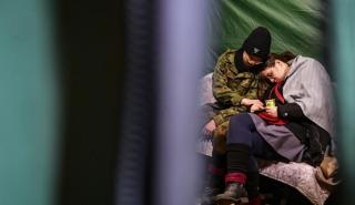 ΟΗΕ: Πάνω από 100 εκατ. οι εκτοπισμένοι παγκοσμίως - Μείωση των εκκρεμών αιτήσεων ασύλου στην Ελλάδα