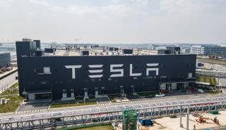 Κίνα: Κατεβάζει «ρολά» το gigafactory της Tesla στη Σαγκάη λόγω του νέου lockdown