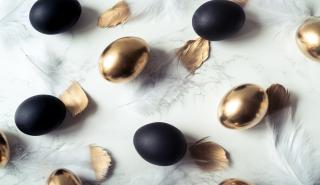 Στα ύψη οι τιμές των πασχαλινών αυγών στις ΗΠΑ παρά την πτώση στο κακάο