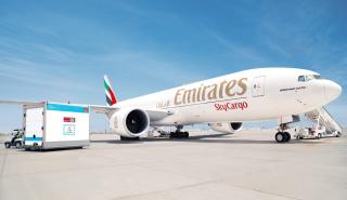 «Μάζεμα» των ζημίων της Emirates - Αναμένει κέρδη από την αναζωογόνηση των ταξιδιών 