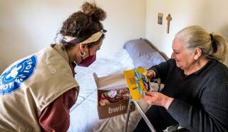 Πασχαλινή πρωτοβουλία αγάπης από την bwin: Δίπλα σε ηλικιωμένους και μοναχικούς ανθρώπους (vid)