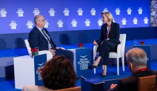 Οικονόμου: «Λάθος και απαράδεκτο» να μιλήσει στη Βουλή μέλος του τάγματος Αζόφ