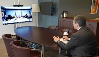 Ζελένσκι σε Τζιτζικώστα: Εξακόσια δισ. δολάρια οι απώλειες από τον πόλεμο στην Ουκρανία