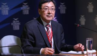 Yanzhong Huang: Η πανδημία μοιάζει με την τέλεια καταιγίδα