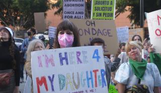 ΗΠΑ: Πώς άλλαξε ριζικά το σκηνικό των αμβλώσεων στη χώρα