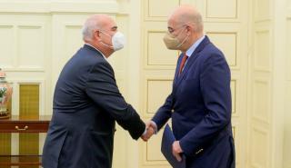 Δένδιας: Με τον νέο πρέσβη του Περού συναντήθηκε ο Έλληνας ΥΠΕΞ