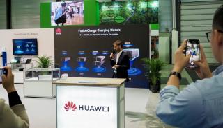 Huawei: Ήπια άνοδος 1,4% στα έσοδα του β΄τριμήνου