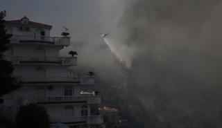 Ενεργοποιήθηκε η υπηρεσία Copernicus για την πυρκαγιά στην Άνω Γλυφάδα - Άνω Βούλα