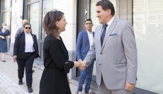 Στο χώρο ιστορικής μνήμης Κοραή 4 η Annalena Baerbock