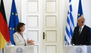 Δένδιας: Γερμανικές αποζημιώσεις και εξαγωγές όπλων στη Τουρκία «έπεσαν στο τραπέζι» με την Μπέρμποκ