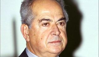 Πέθανε ο πρώην υφυπουργός του ΠΑΣΟΚ και αρχηγός ΓΕΑ Δημήτρης Αποστολάκης