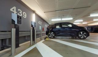 ΕΛΠΕ: Κέντρο φόρτισης ηλεκτρικών οχημάτων στο πάρκινγκ του Μεγάρου Μουσικής