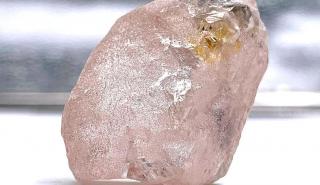 Βρέθηκε ένα σπάνιο ροζ διαμάντι 170 καρατίων - Ίσως το μεγαλύτερο των τελευταίων 300 ετών