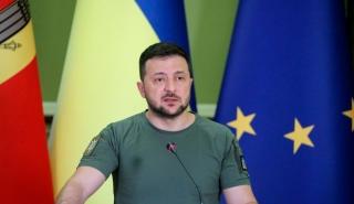 Ζελένσκι: Ζητεί διεθνή βοήθεια για την ανοικοδόμηση της Ουκρανίας