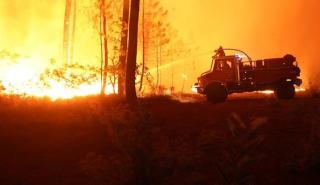 Γαλλία: Μάχη για την κατάσβεση τεράστιας δασικής πυρκαγιάς κοντά στο Μπορντό