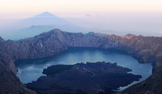 Βρετανοί επιστήμονες προειδοποιούν για γιγάντιες εκρήξεις ηφαιστείων τα επόμενα 100 χρόνια