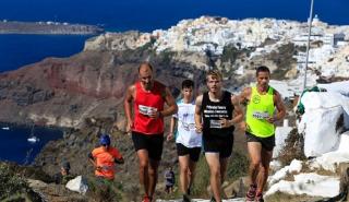 Santorini Experience 2022 Οι φετινές εντυπωσιακές διαδρομές