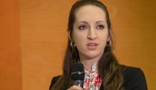 Σύμβουλος του Στέητ Ντιπάρτμεντ Aubrey Paris: Οι επιπτώσεις της κλιματικής αλλαγής στις γυναίκες και πώς μπορούν να τις αντιμετωπίσουν