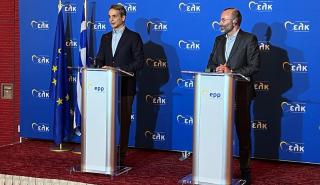 Τα καλάθια του Βαγγέλα - Η οπτασία της Ελασσόνας - Το πείραγμα του Κυριάκου στους υπουργούς του