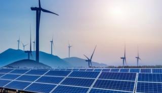 IEA: Η ενεργειακή κρίση δίνει πρωτοφανή ώθηση στις ανανεώσιμες πηγές