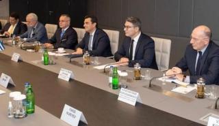 Σκρέκας: Ενισχύουμε τη συμμαχία με το Αζερμπαϊτζάν στο ενεργειακό πεδίο