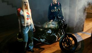 Gucci και Palace ντύνουν 50 συλλεκτικές μοτοσικλέτες Moto Guzzi V7 Stone