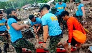 Φιλιππίνες: Τουλάχιστον 72 νεκροί από την τροπική καταιγίδα Νάλγκε