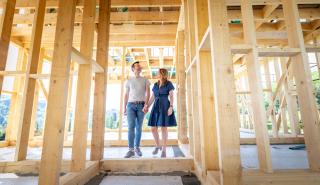 Έρχεται το στεγαστικό πρόγραμμα «Κατασκευάζω-Νοικιάζω» - Στα σκαριά ο νέος κανονισμός για τα αναπηρικά επιδόματα