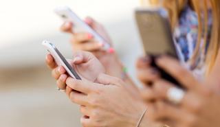 Ισχυρές απώλειες στις παραδόσεις smartphones, PC (και) για το 2023 - Τι άλλαξε η πανδημία