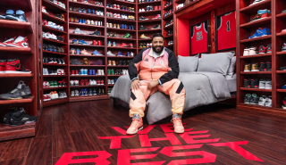 Στην Airbnb το δωμάτιο-ντουλάπα με τη συλλογή sneakers του DJ Khaled για 11 δολάρια τη βραδιά
