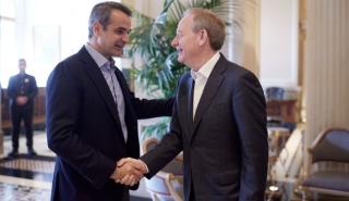 Τα επενδυτικά σχέδια της Microsoft στην Ελλάδα στο επίκεντρο της συνάντησης του Κυρ. Μητσοτάκη με τον πρόεδρο της εταιρείας