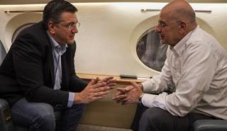 Ο Ν. Δένδιας μετέφερε τον Α. Τζιτζικώστα από την Σμύρνη με το κυβερνητικό αεροσκάφος