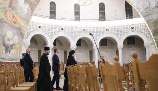 Κυριάκος και Δένδιας στην Αλβανία - Τα χαρακώματα του Αναστάσιου - Δημοσκόπος βάζει φωτιά στην Κουμουνδούρου