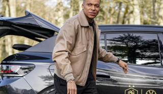 O Kylian Mbappe έχει ένα γκαράζ γεμάτο πανάκριβα αυτοκίνητα που δεν μπορεί να οδηγήσει