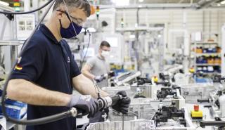 Mercedes-Benz: To νέο πλάνο παραγωγής μπαταριών στα εργοστάσιά της
