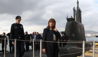 Σακελλαροπούλου: Συμμετείχε στον πλου του υποβρυχίου ΠΑΠΑΝΙΚΟΛΗΣ από τον Ναύσταθμο Σαλαμίνας προς τον Πειραιά