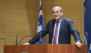 Κ. Χατζηδάκης: Οι πολιτικές της κυβέρνησης συμβάλουν στη σημαντική μείωση της ανεργίας
