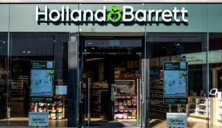 Holland & Barrett: Συμπληρώνει έναν χρόνο παρουσίας στην Ελλάδα και ανοίγει νέα καταστήματα