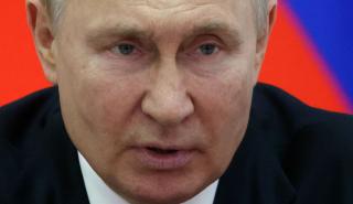 Ρωσία: Ο Πούτιν κατηγορεί «τους νεοναζί στην Ουκρανία» για εγκλήματα εναντίον αμάχων