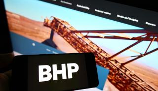 BHP: «Βουτιά» στα κέρδη α' εξαμήνου, αλλά και αισιοδοξία με το βλέμμα στην Κίνα