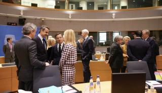Διθυραμβικά σχόλια στην ΕΕ για ελληνική οικονομία, Μπακαλιάρος και ονοματολογία για την 25η Μαρτίου