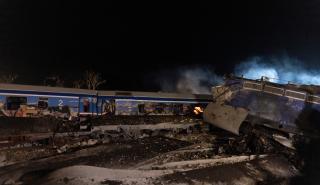 Τέμπη: Η πρώτη δήλωση του επιθεωρητή του ΟΣΕ – Νέα στοιχεία για τον σταθμάρχη και βίντεο από την σύγκρουση των τρένων