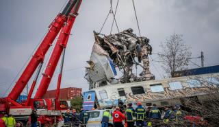 Λάρισα: Στον εφέτη ανακριτή οι κατηγορούμενοι για τη σιδηροδρομική τραγωδία στα Τέμπη