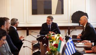 Συνάντηση Μητσοτάκη με τον ΥΠΕΞ των Ηνωμένων Αραβικών Εμιράτων - Τι συζήτησαν