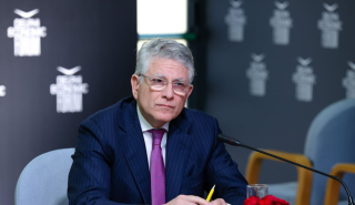 Κομισιόν: «Κλειδί» η συνεργασία με τη βιομηχανία για την ενεργειακή μετάβαση – Μετά το 2026 η επιβολή φόρου στον άνθρακα